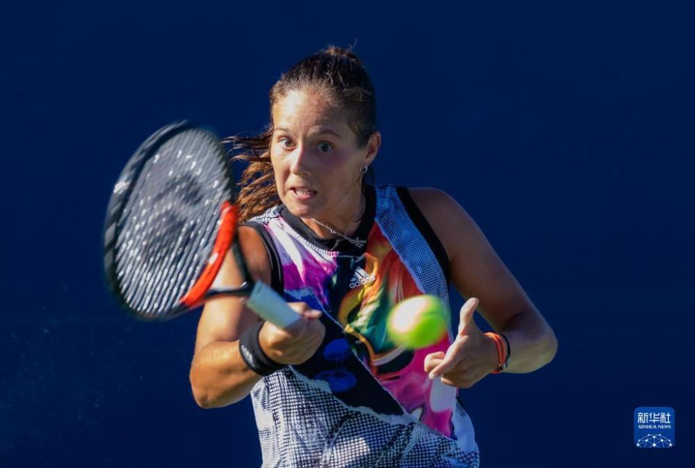 篮在攻防转 篮在攻防转